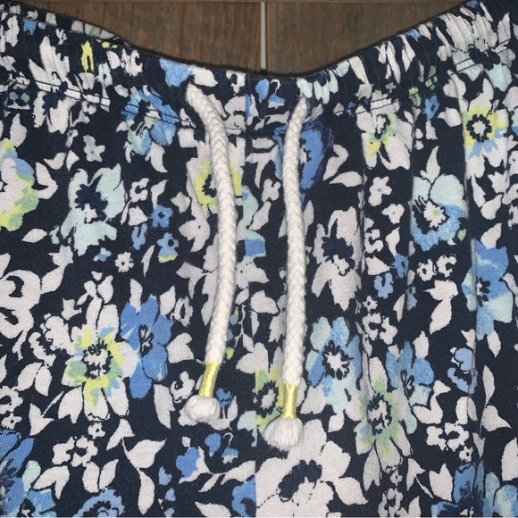Women’s L NAUTICA Navy Blue Floral Cotton Rayon Knit Pull On Wide Leg Crop Pants - Picture 3 of 10